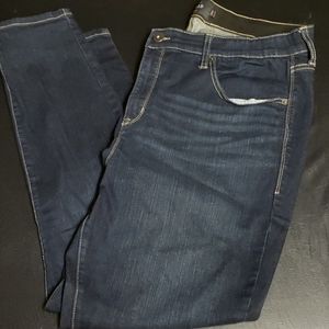 Torrid SkyHigh Skinny jeans